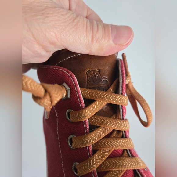 KODIAK Stylish Red High-Top Sneakers - Picture 10 of 12